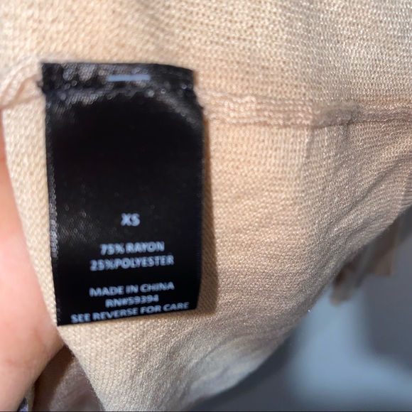 Solutions Ruffle Front Sweater Size XS - Picture 5 of 5